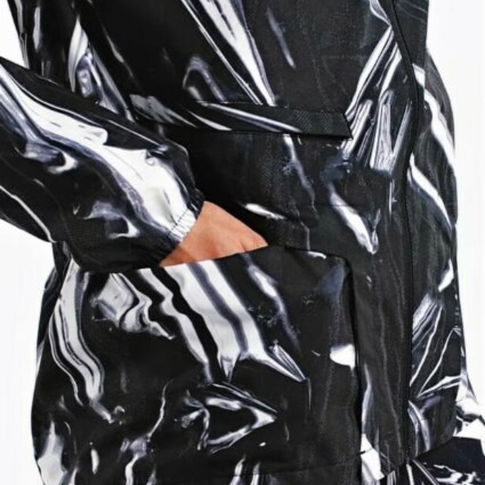 Nike Shield Full-Zip Running Jacket Hood Ghost Flash Reflective Size  XL $150 - Picture 9 of 13